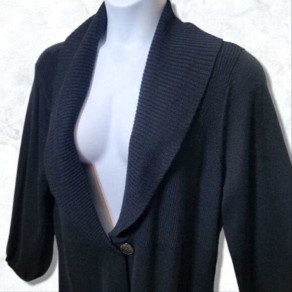 Mercer & Madison Wool Blend Black Bishop Sleeve Ribbed V-Neck Button Cardigain - Picture 4 of 8